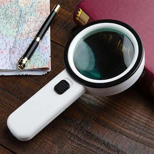 30-fache Lupe mit LED-Licht – 60 mm Linse für präzise Detailbetrachtung 0