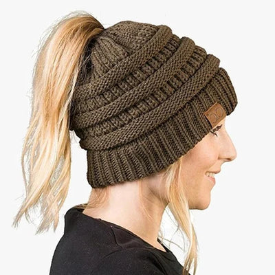 Damenmütze Winter mit Öffnung für Pferdeschwanz – Warme Strickmütze für kalte Tage 6