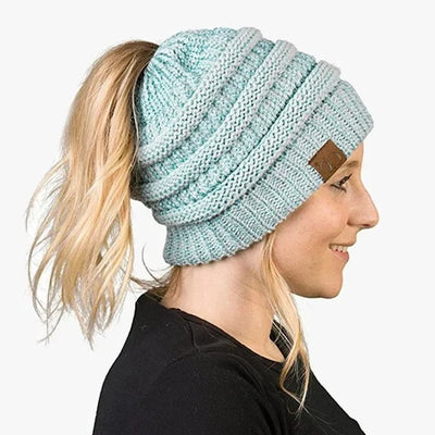 Damenmütze Winter mit Öffnung für Pferdeschwanz – Warme Strickmütze für kalte Tage 9
