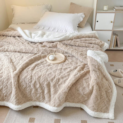 Fleecedecke mit Lammwolle – Doppelseitig, warme Kuscheldecke für Sofa und Schlafzimmer im Winter