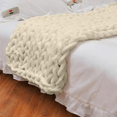 Grob gestrickte Kuscheldecke 100x150 cm – Weich und warm für Couch und Bett 1