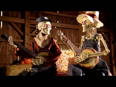 Halloween Deko Animierte Banjo-Skelette mit Bewegungs- und Geräuschsensor für Gruselige Dekoration 6
