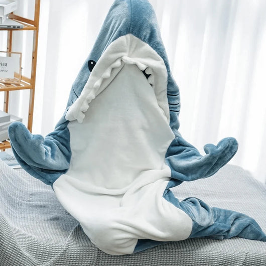 Kapuzendecke aus Fleece mit Hai-Motiv – Warm, leicht, Größen M bis 2XL 4