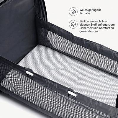 Innenansicht der Babytasche mit integriertem Reisebett und weicher Liegefläche für Sicherheit und Komfort unterwegs