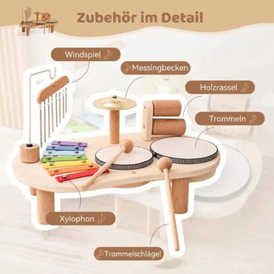 Montessori-Schlagzeug für Kleinkinder mit Windspiel, Becken, Rassel, Trommeln, Xylophon und Schlägeln in der Detailansicht.